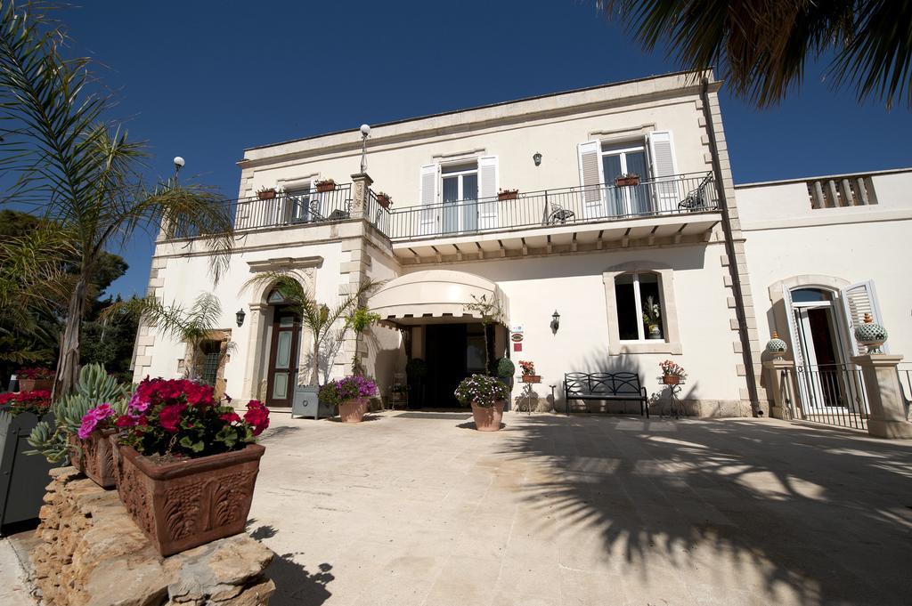 Charme Hotel Villa Principe Fitalia Фануза Экстерьер фото